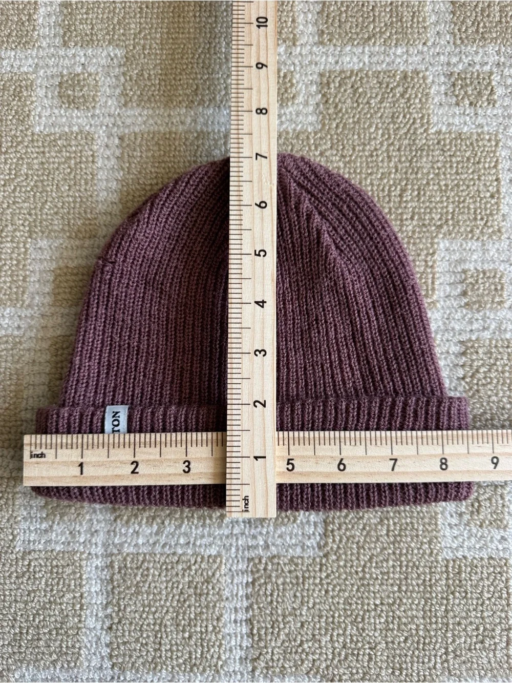 Burton Ribbed Knit Cuffed Beanie Hat Purple Pink Mauve Snowboarding One Size